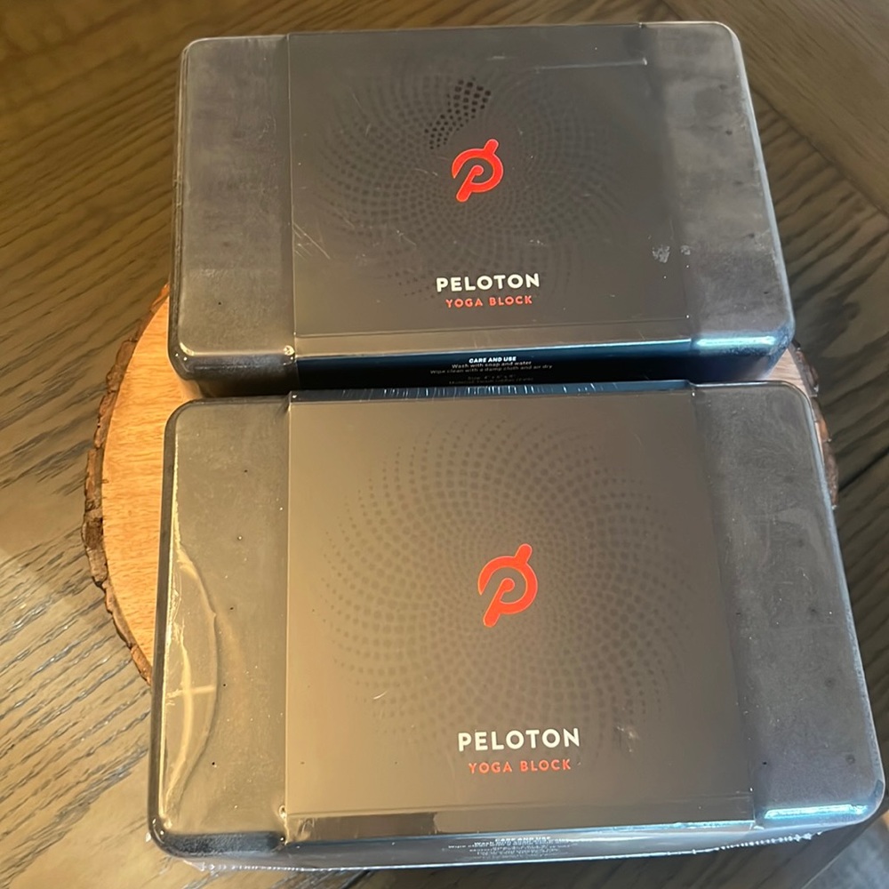 A set of 2 Peloton yoga blocks new in wrapper